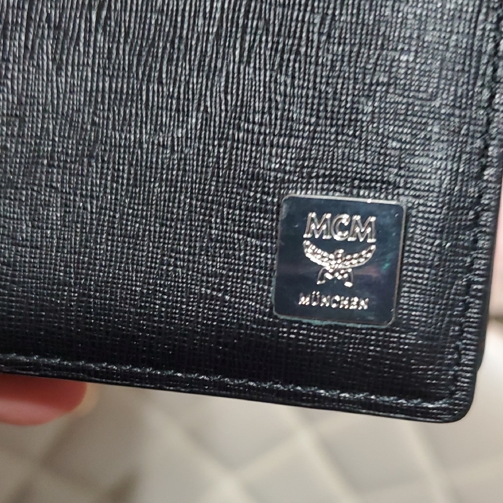 MCM Black Long Leather Card & Key Holder - Picture 4 of 8